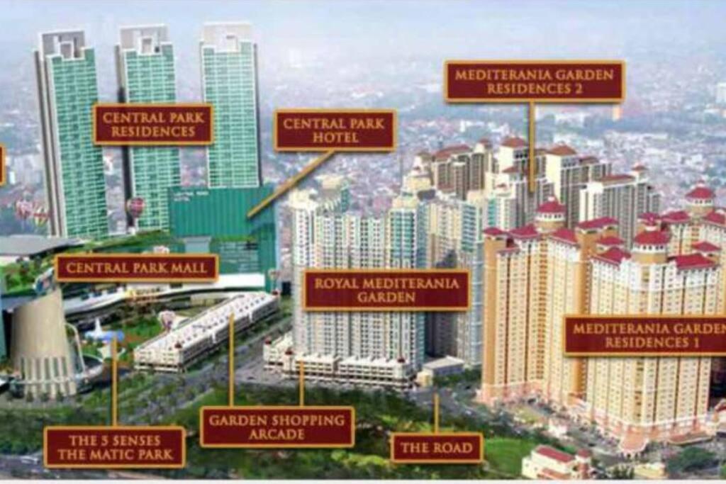 Park Apt. 3 Bedroom Jakarta