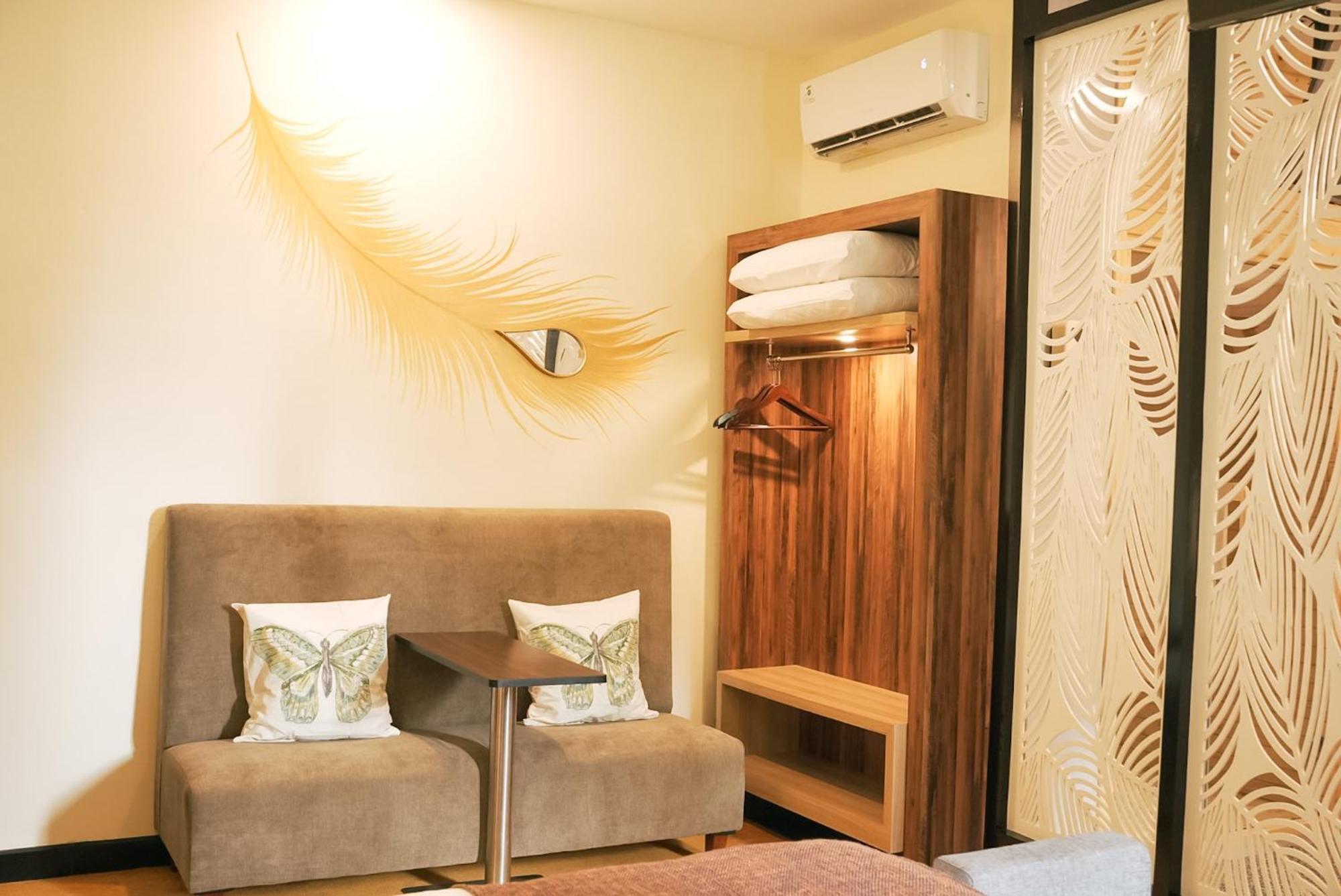 Oak Tree Urban Hotel 3*