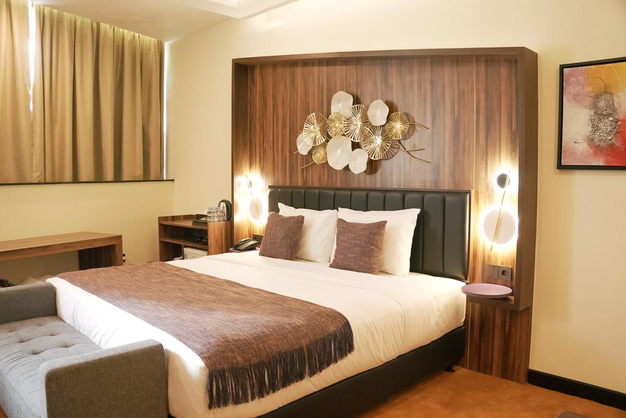 Hotel Oak Tree Urban 3*
