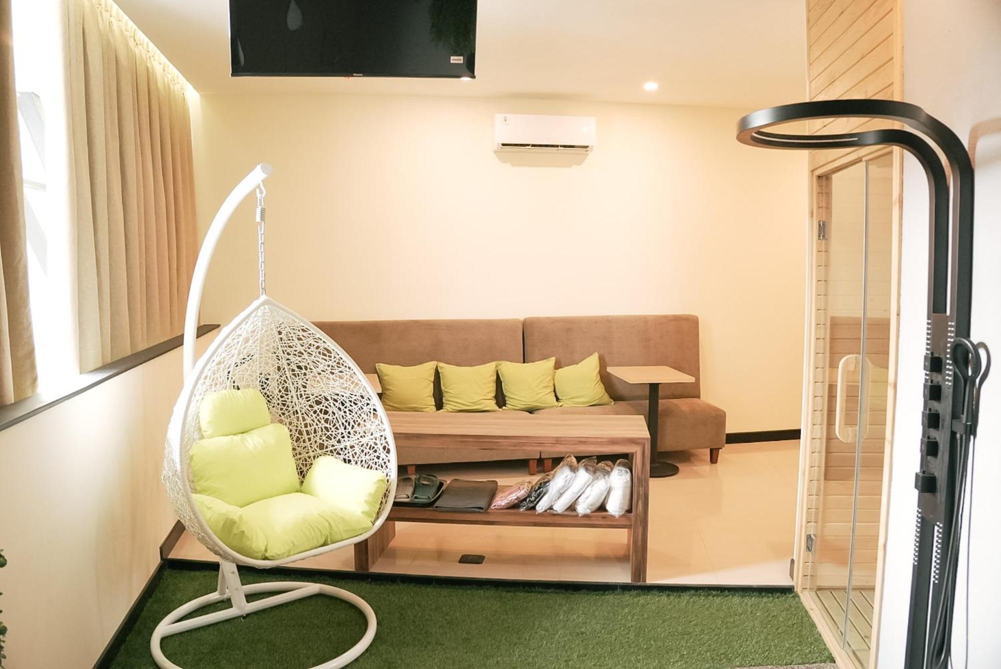 Oak Tree Urban 3* Jakarta