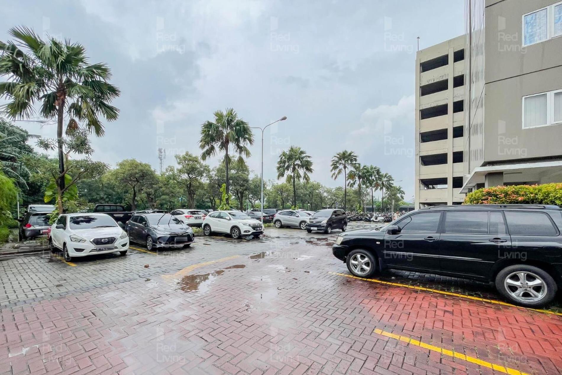 Redliving Sunter Park View - Mega Tower B Apartment *
