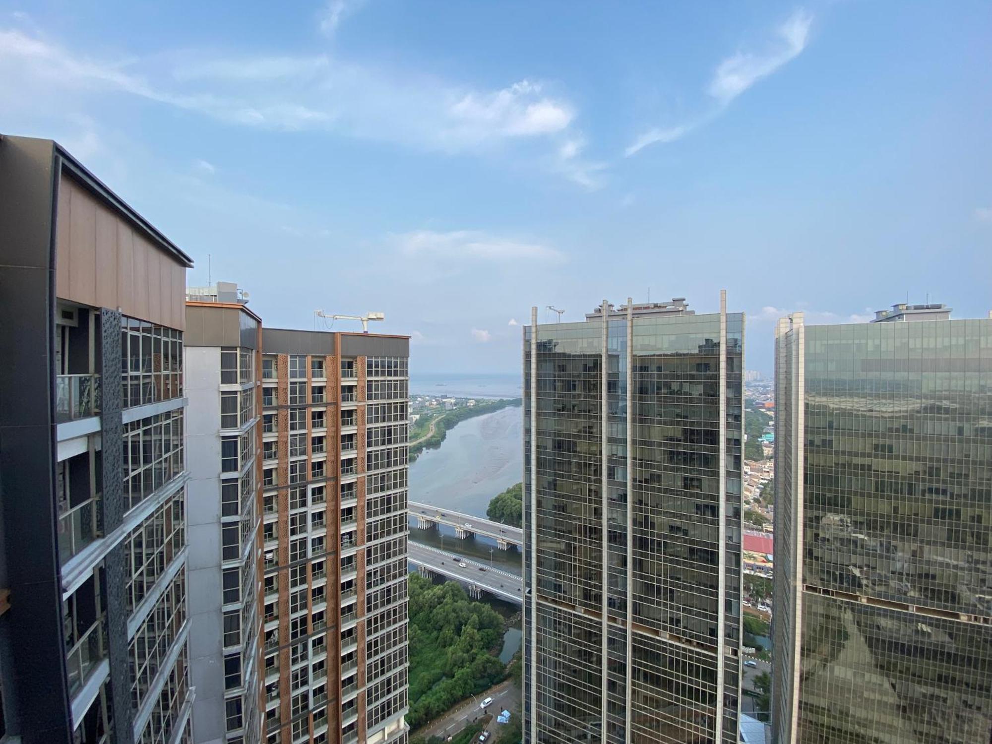 Comfort And Luxury Private At Goldcoast Pik Apartamento Jacarta