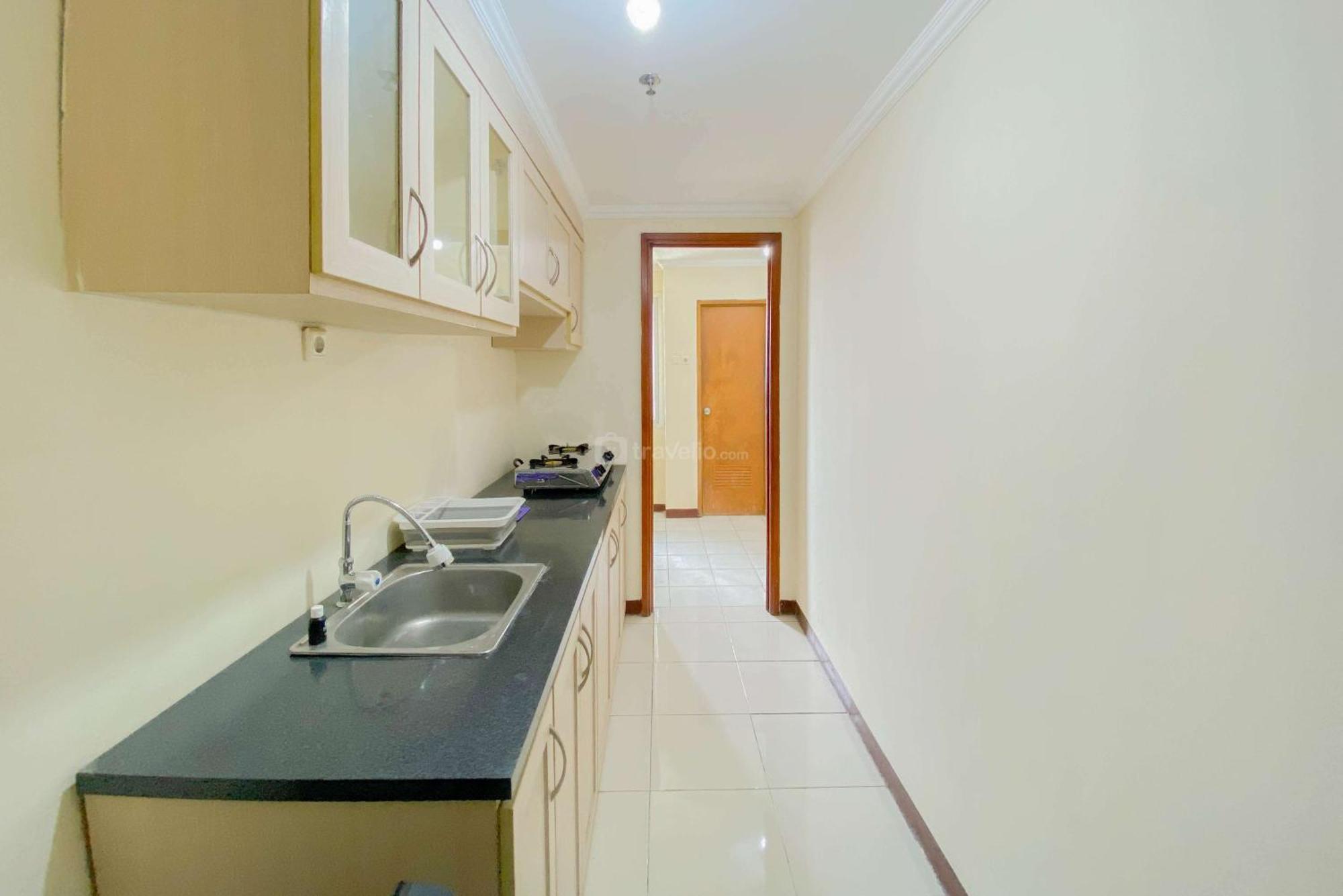 Spacious And Cozy Grand Palace Kemayoran By Travelio * Jakarta
