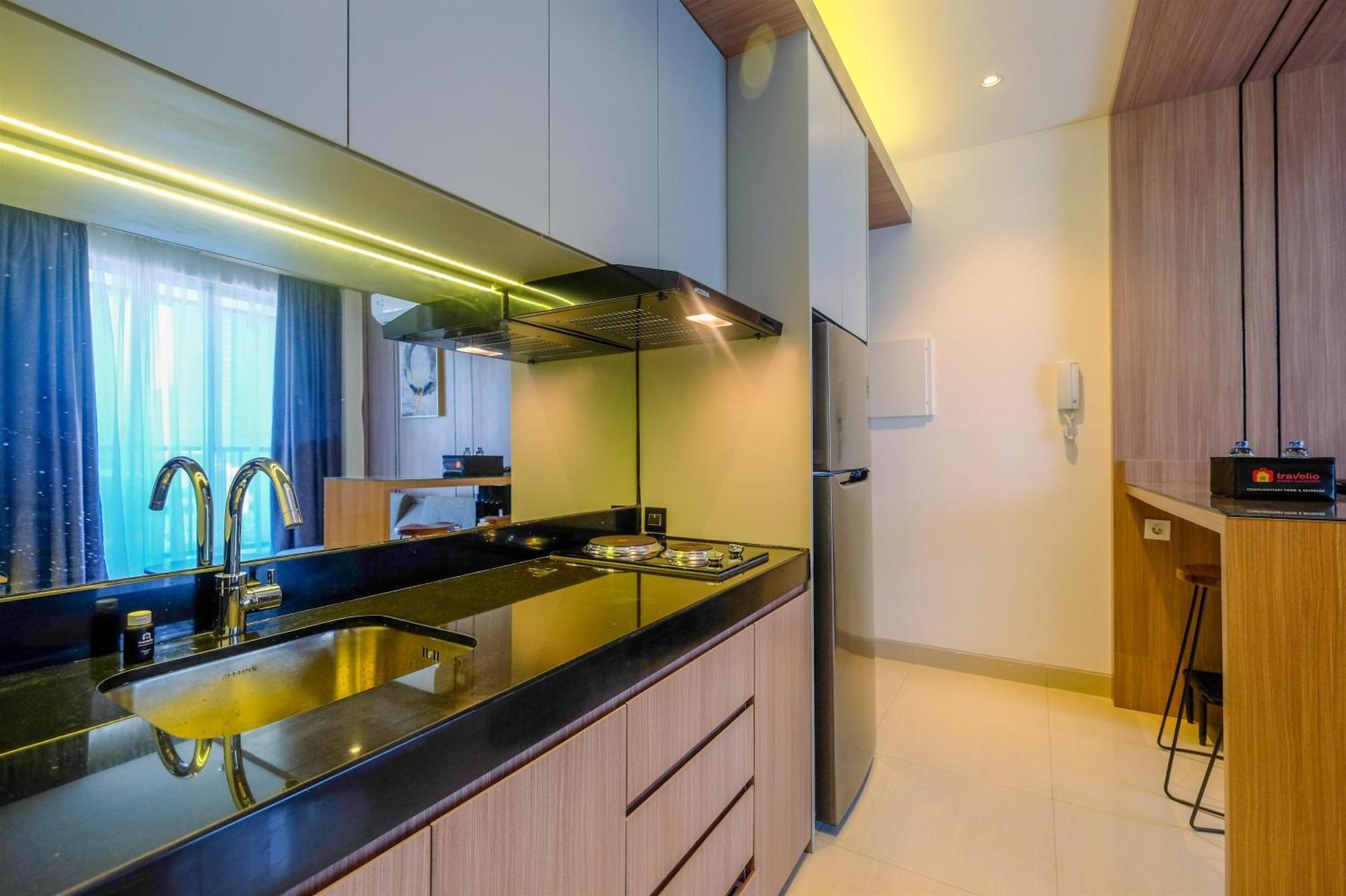 Apartment Fabulous 1br At The Newton Ciputra World 2 By Travelio
