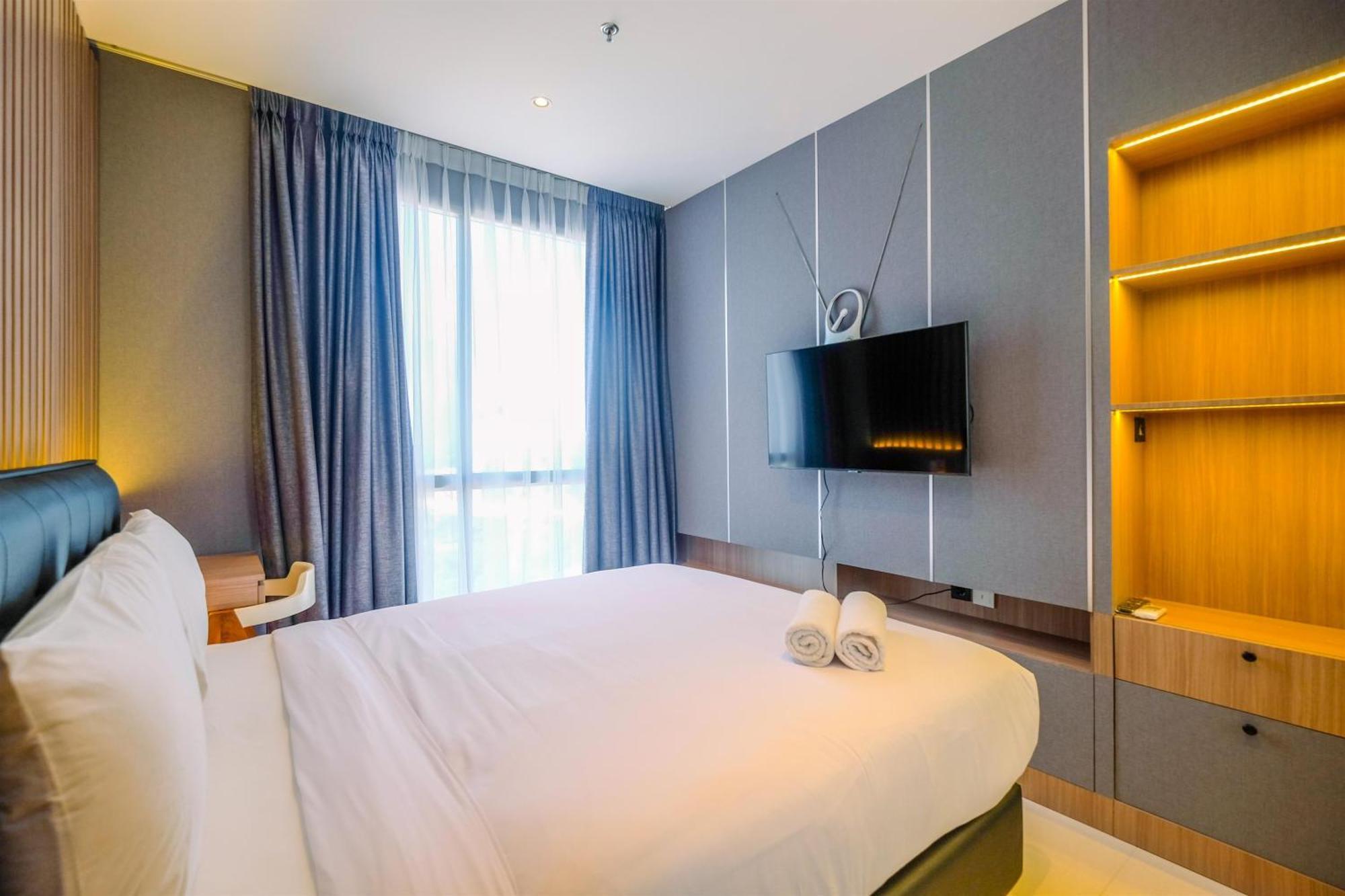 Apartment Fabulous 1br At The Newton Ciputra World 2 By Travelio