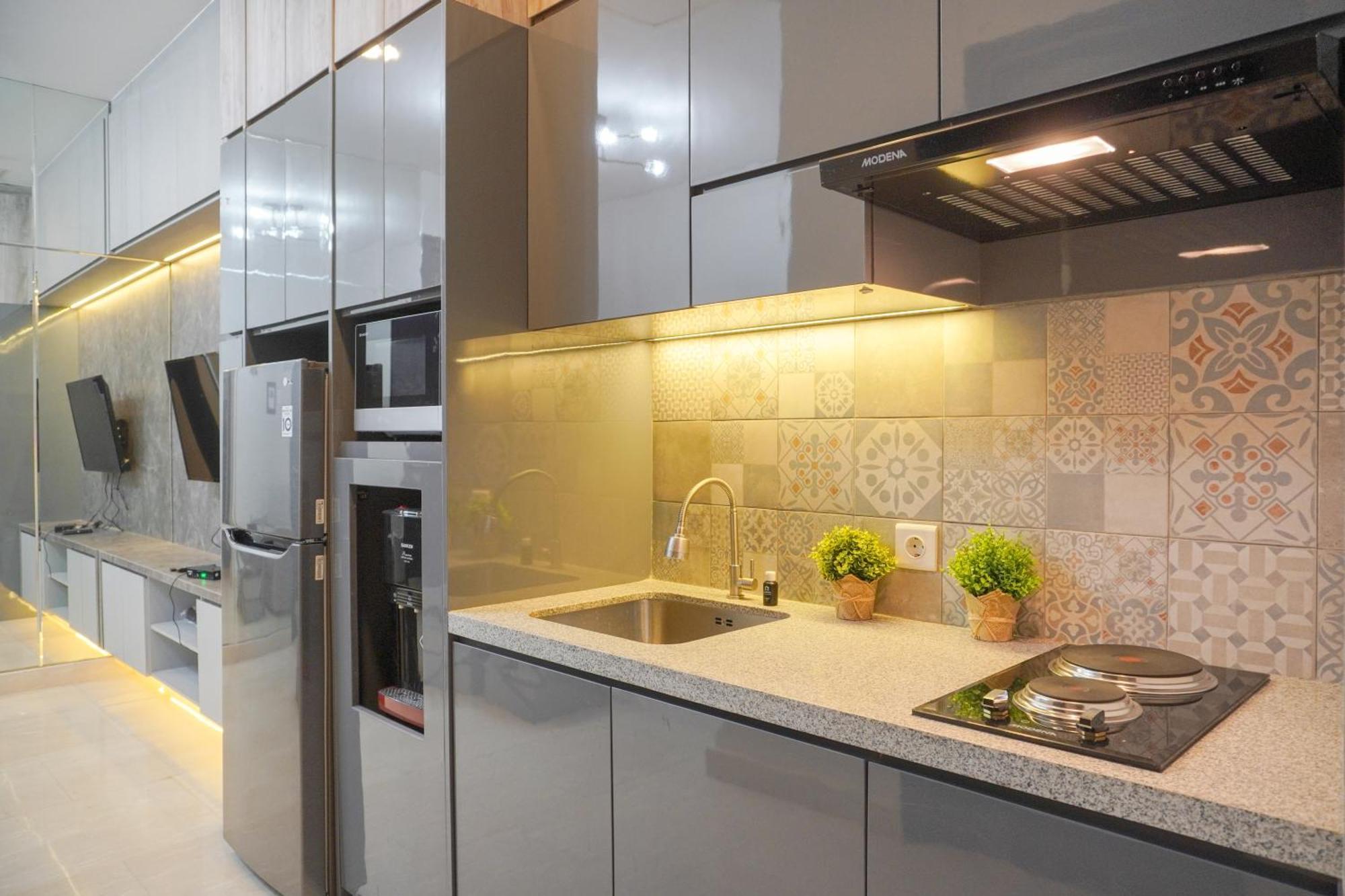 Gorgeous And Comfortable 1br Sudirman By Travelio