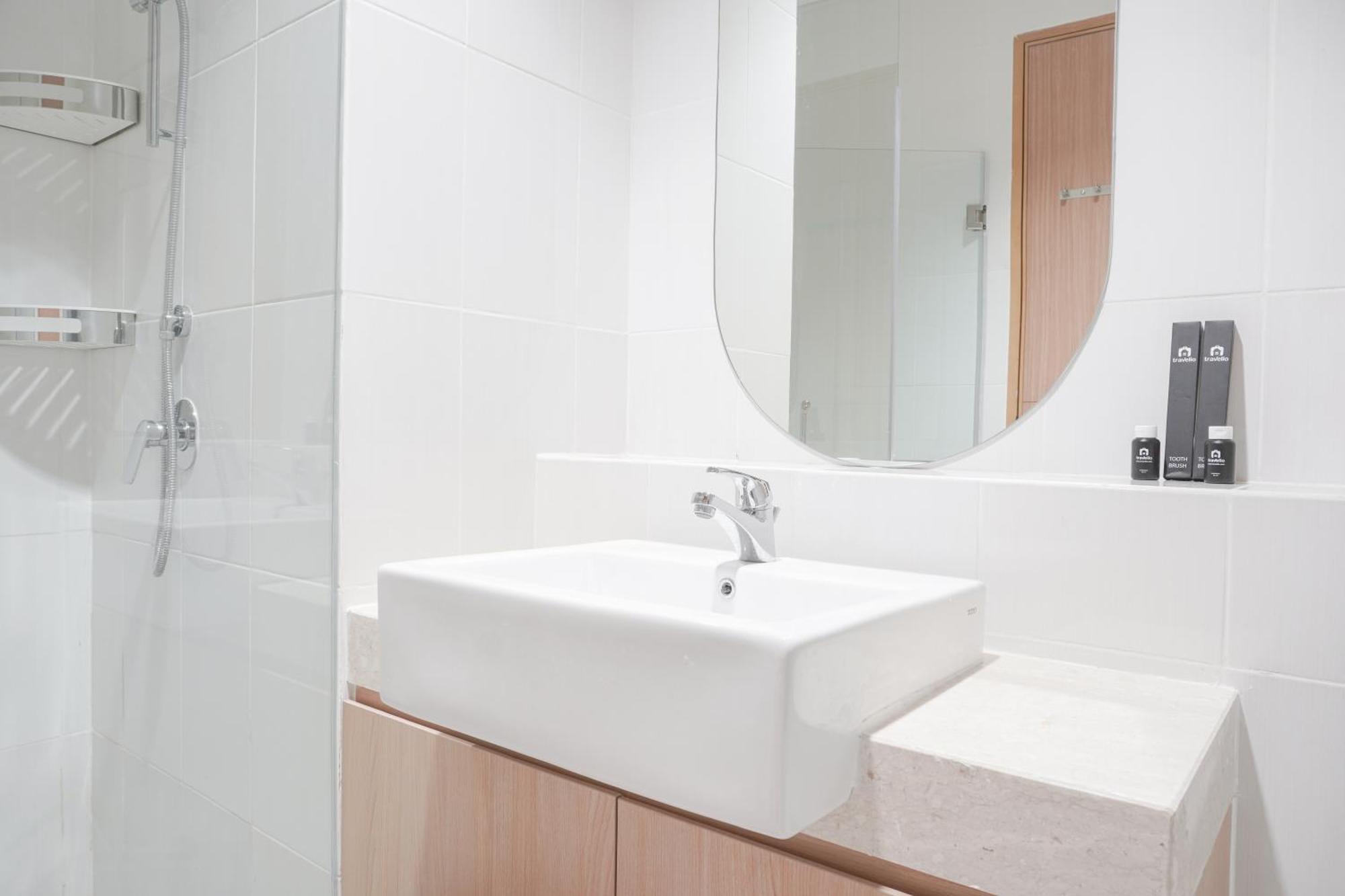 Apartment Elegant And Comfort Living 2br At Samara By Travelio Jakarta