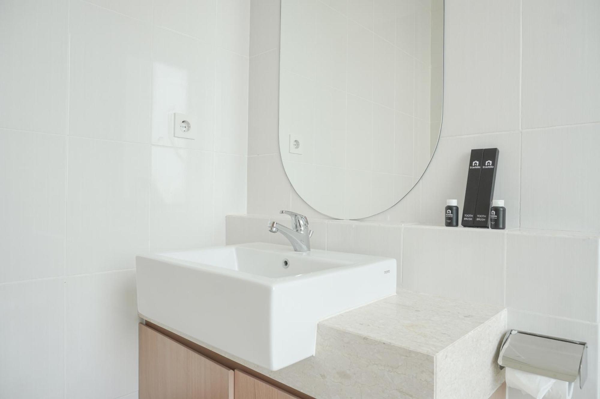 Elegant And Comfort Living 2br At Samara By Travelio Apartment Jakarta