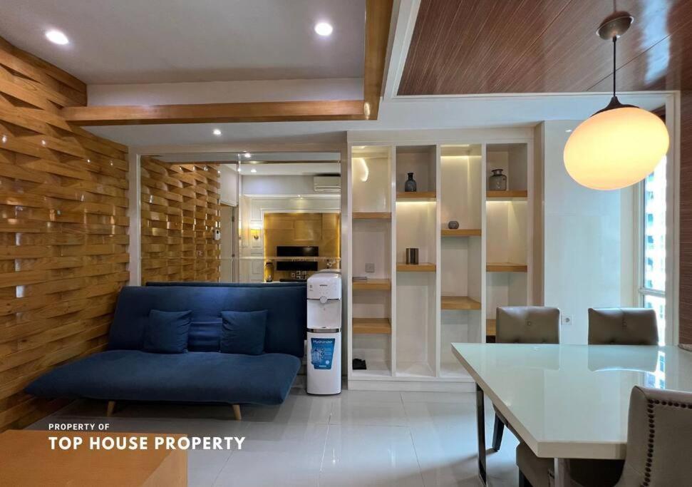 Travelibu - 1 Bed Casa Grande Residence Mall Kota Kasablanka Jakarta