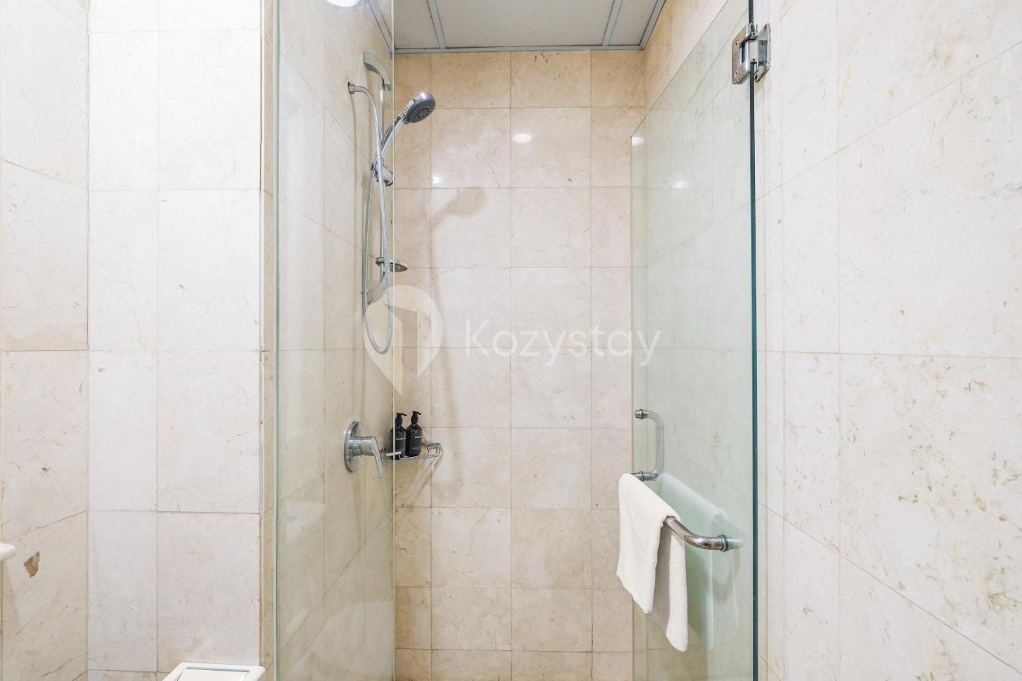 Bistre By Kozystay - Mega Kuningan Apartment *