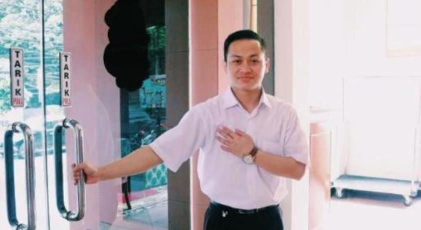 Arwana Hotel 2*