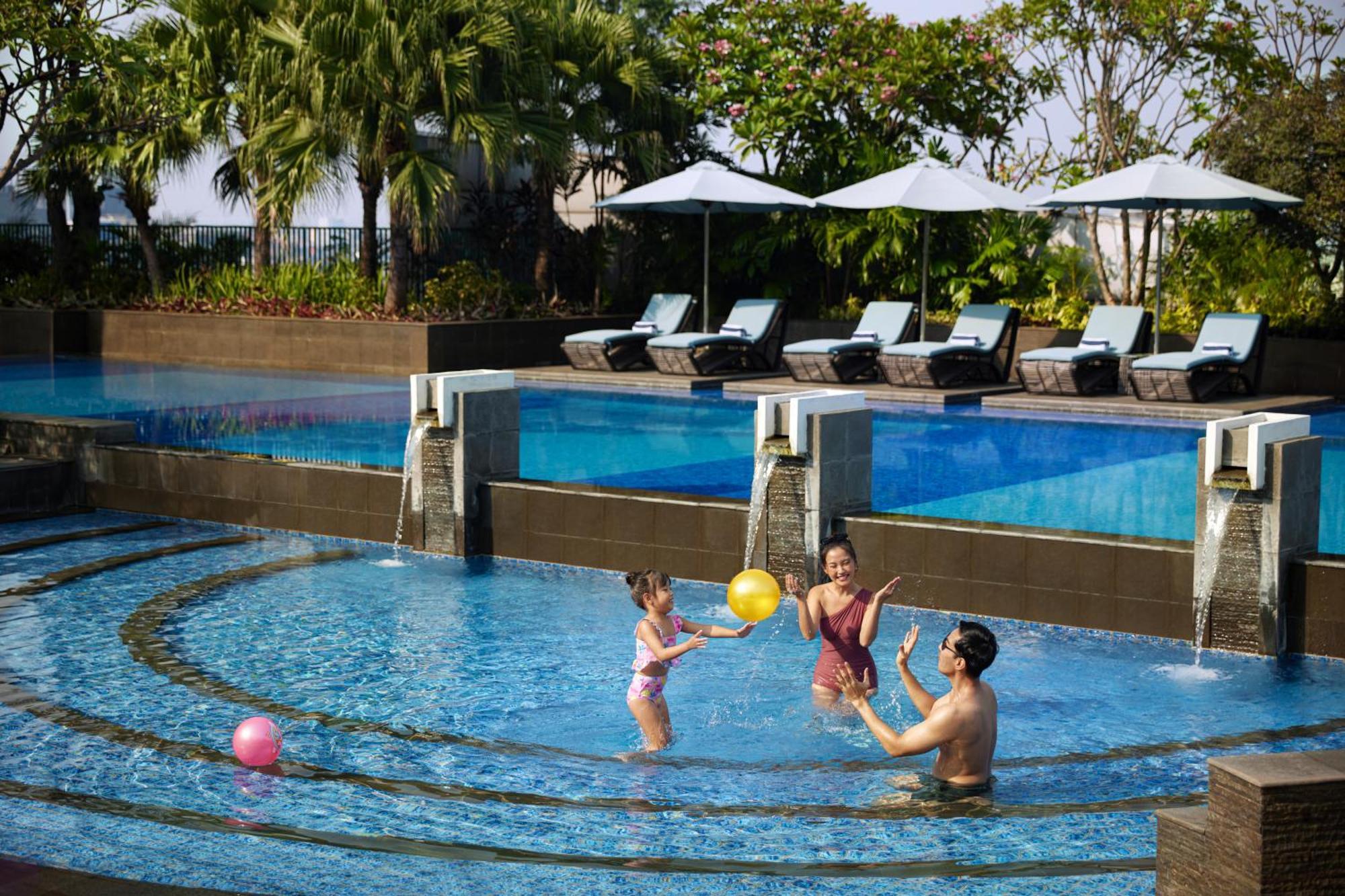 Sheraton Grand Gandaria 5*
