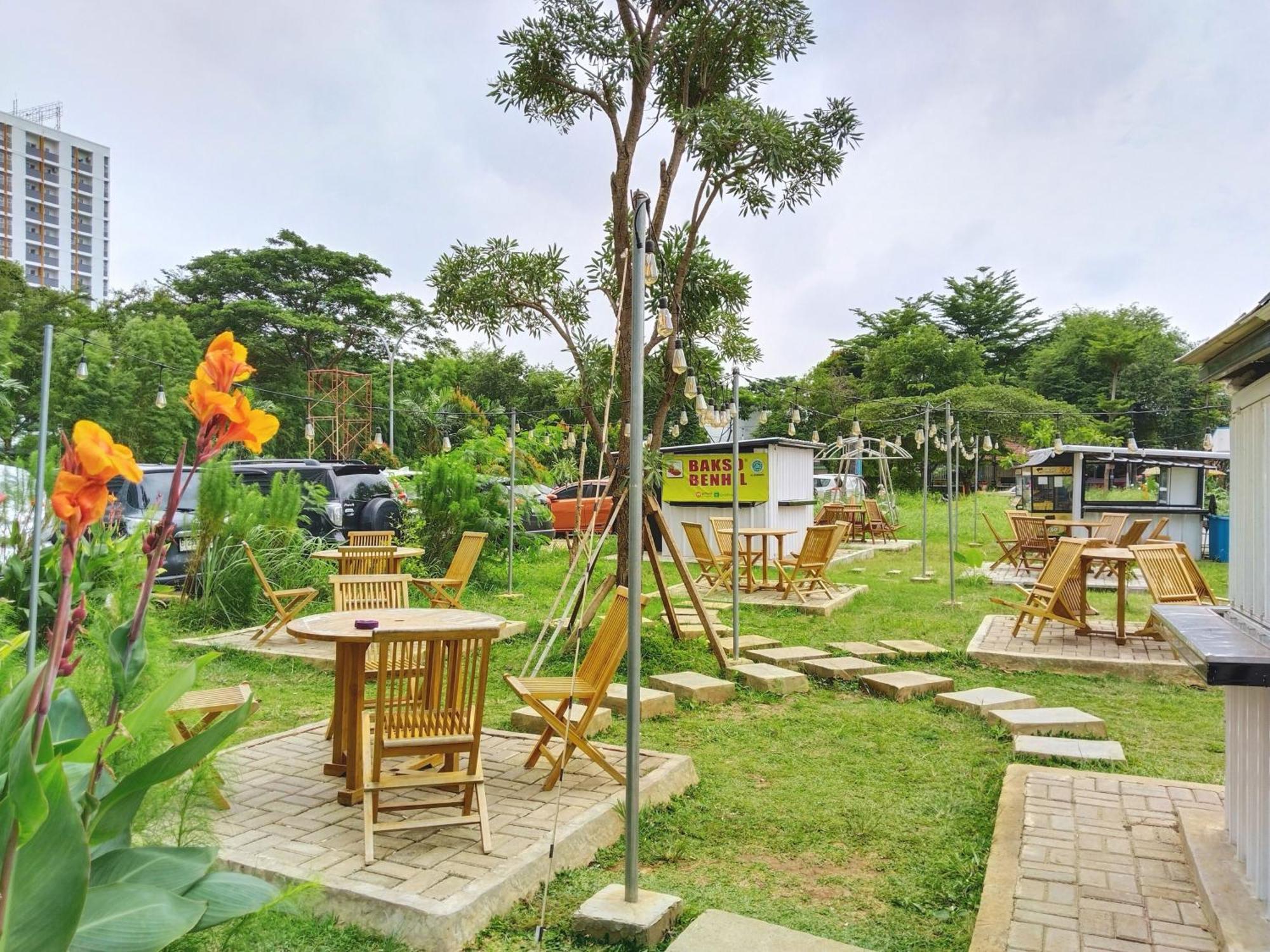 Hotel Royale Signature Sapphire Powered By Cocotel Jakarta