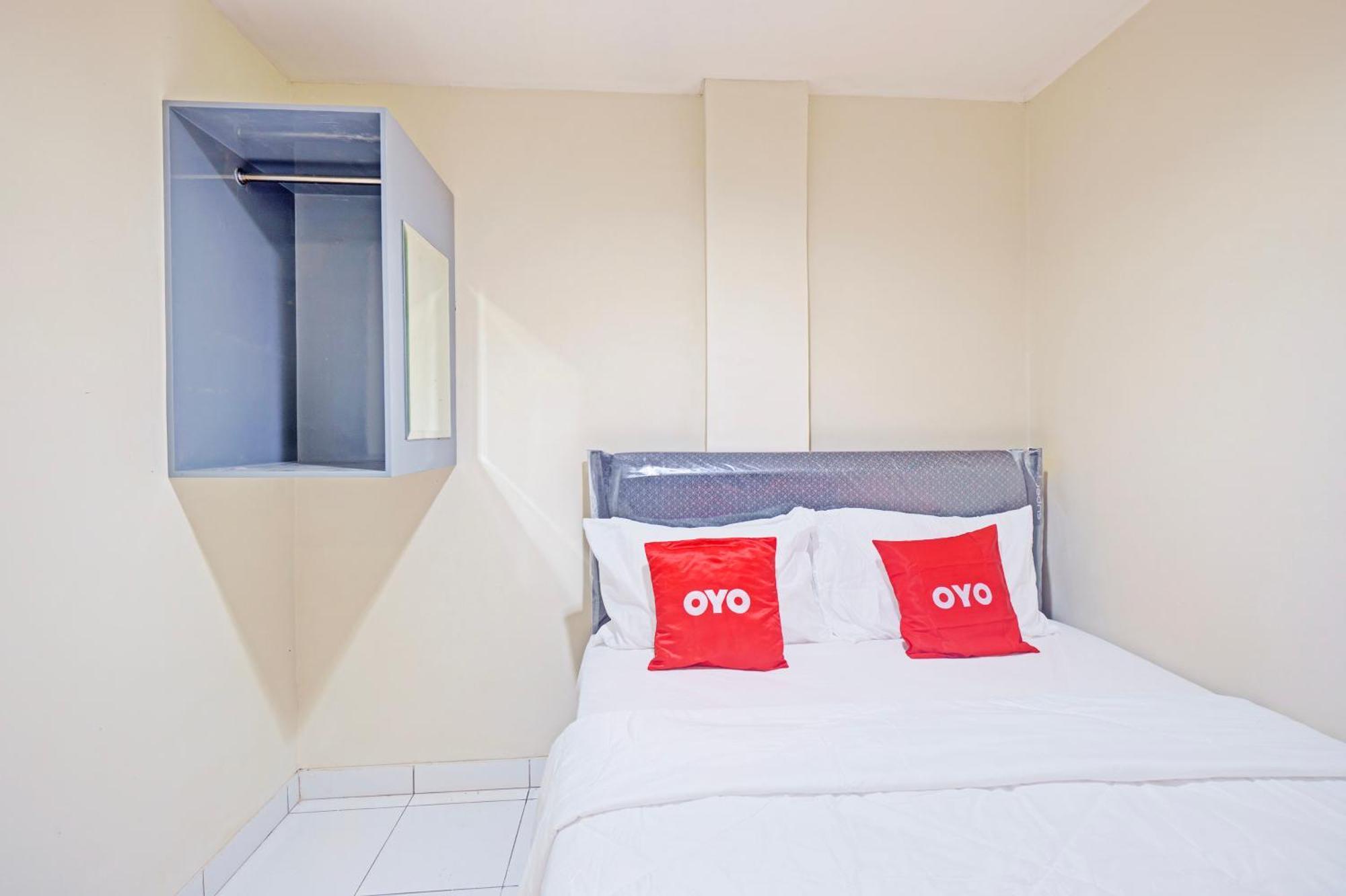 Hotel O Mangga Besar Near Mangga Besar Station Formerly Warna Warni 2*