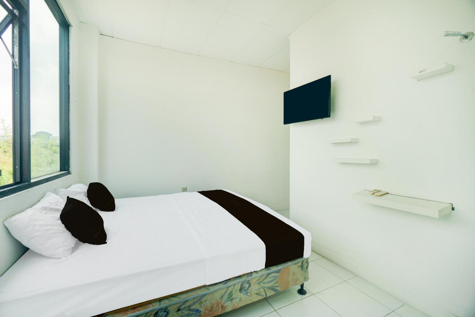 Hotel O Palmerah Near Binus University Formerly Wisma Bango Hotel Jakarta