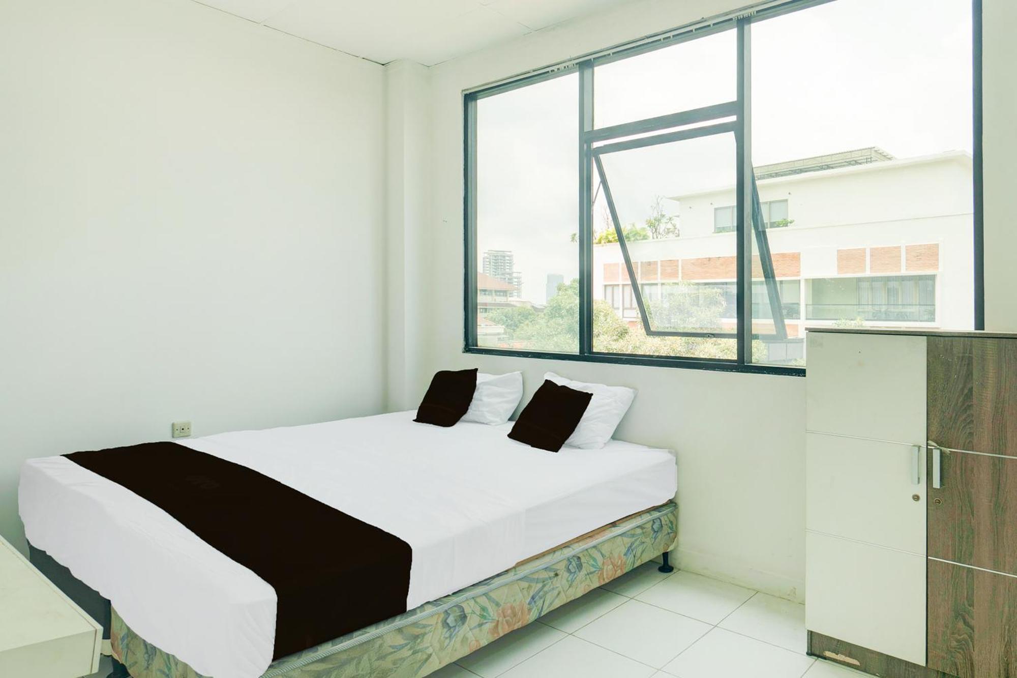 Hotel O Palmerah Near Binus University Formerly Wisma Bango 3*