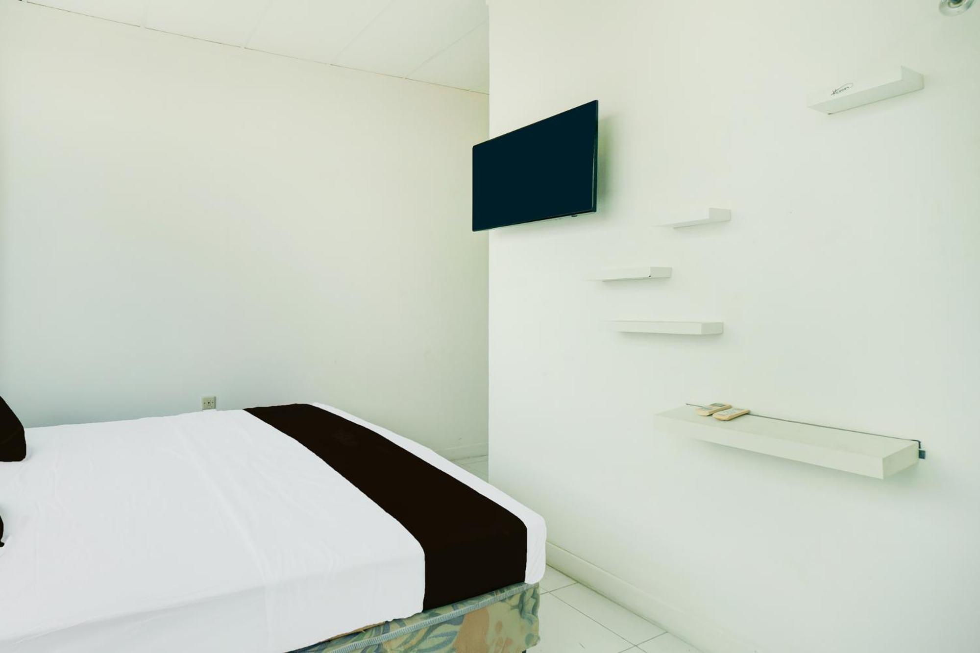 Hotel O Palmerah Near Binus University Formerly Wisma Bango Hotel 3*