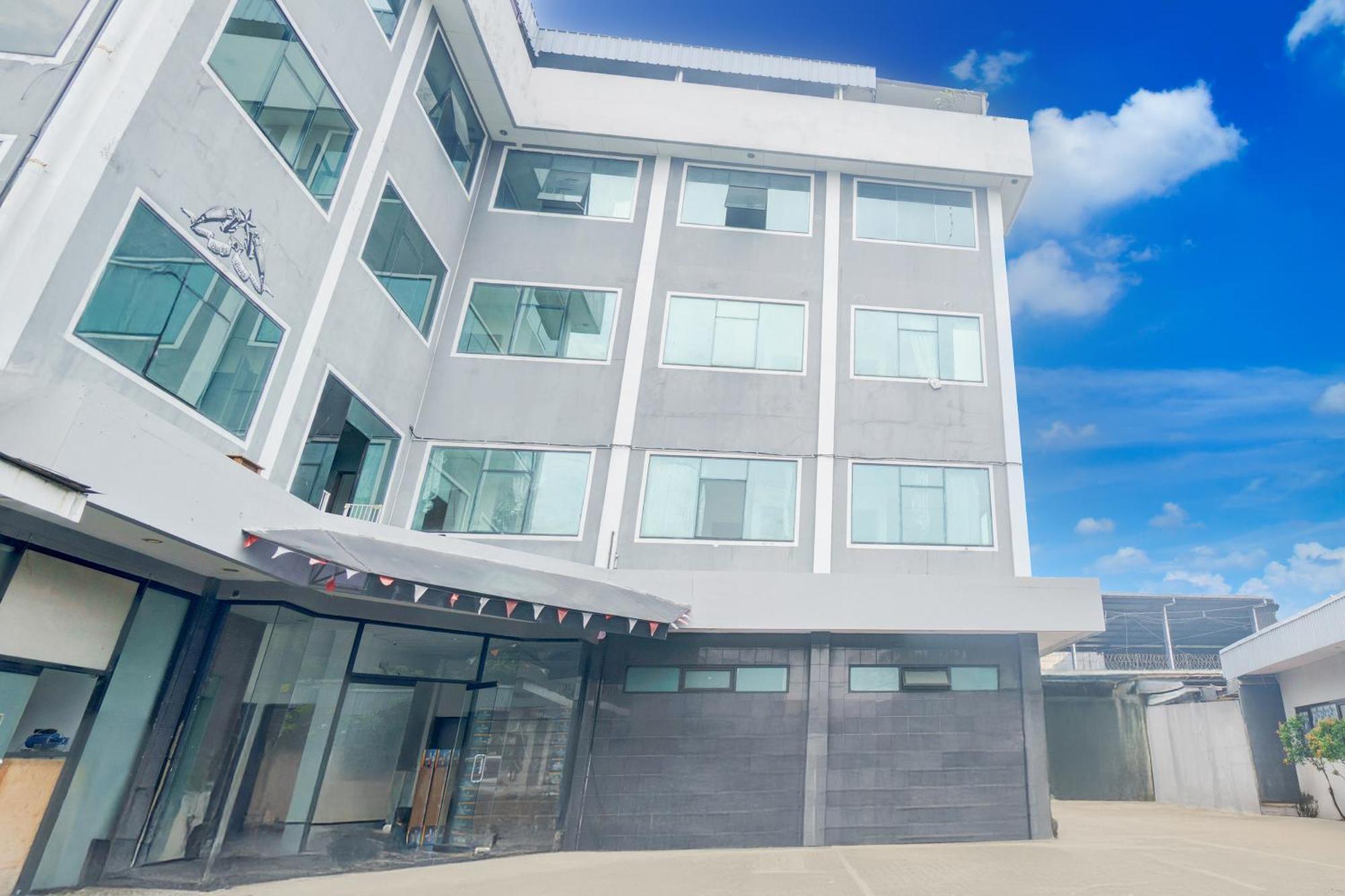 Hotel O Palmerah Near Binus University Formerly Wisma Bango 3*
