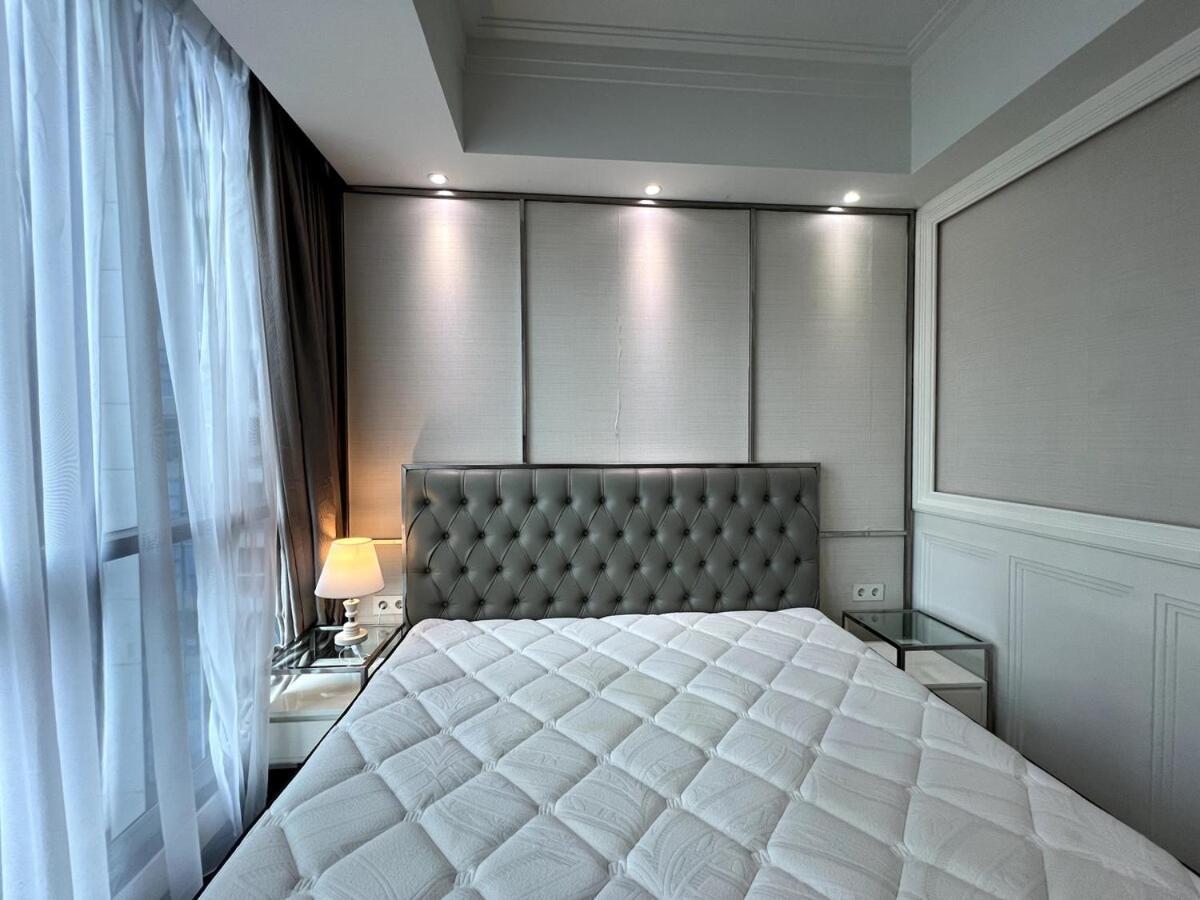 Apartment Luxury 3 Bed Casa Grande Mall Kota Kasablanka By Travelibu *