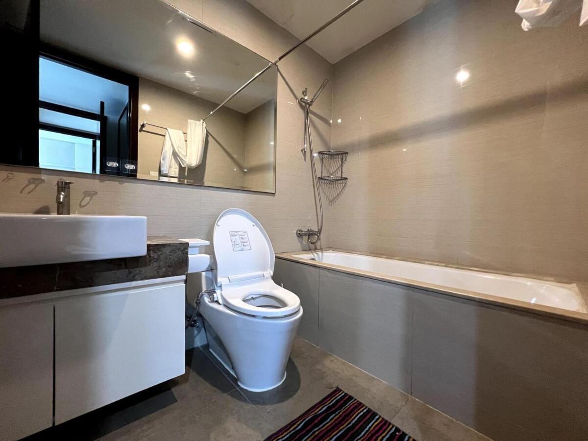 Luxury 3 Bed Casa Grande Mall Kota Kasablanka By Travelibu Apartment