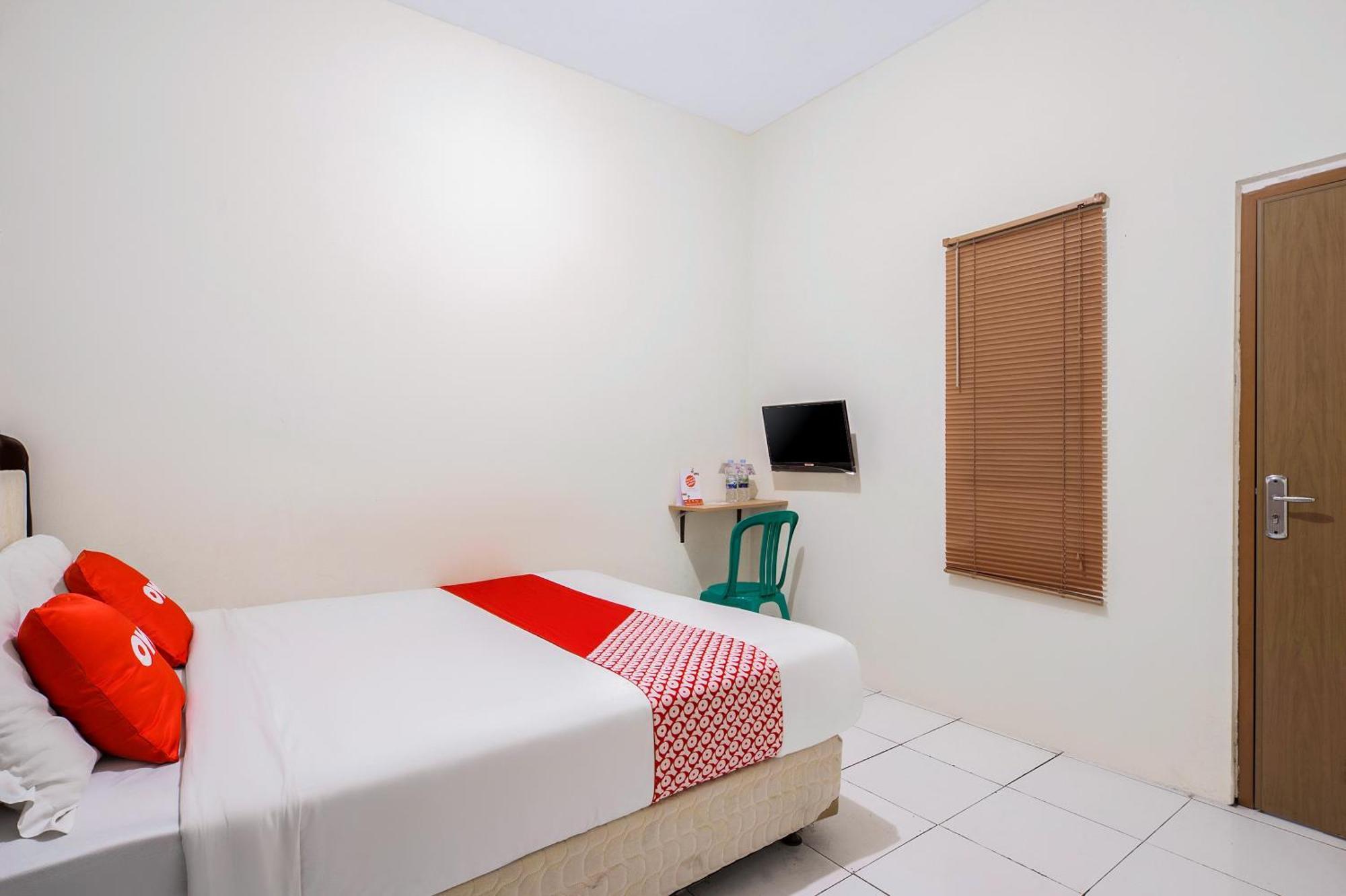 Super Oyo 160 Lontar Khách sạn Jakarta