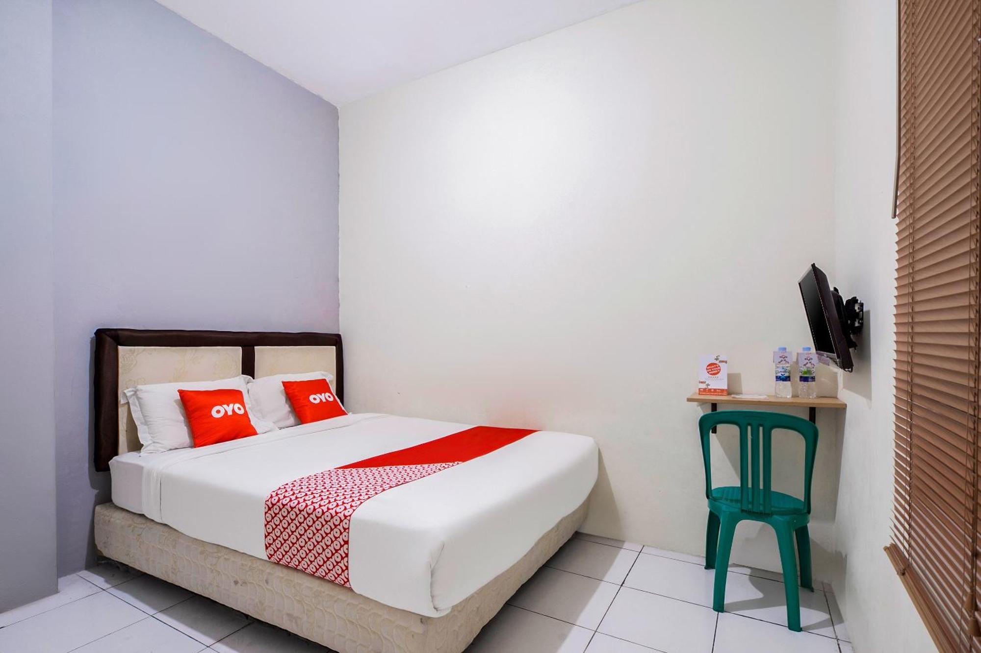 Super Oyo 160 Lontar Jakarta