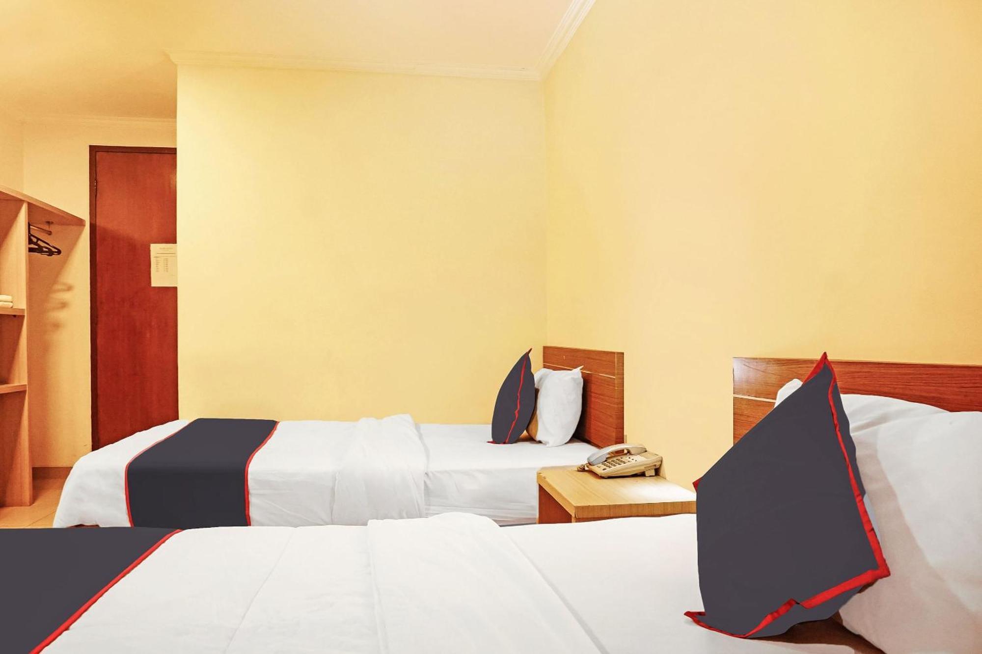 Super Oyo Collection O 91409 Fiducia Otista 153 - 157 3* Jakarta