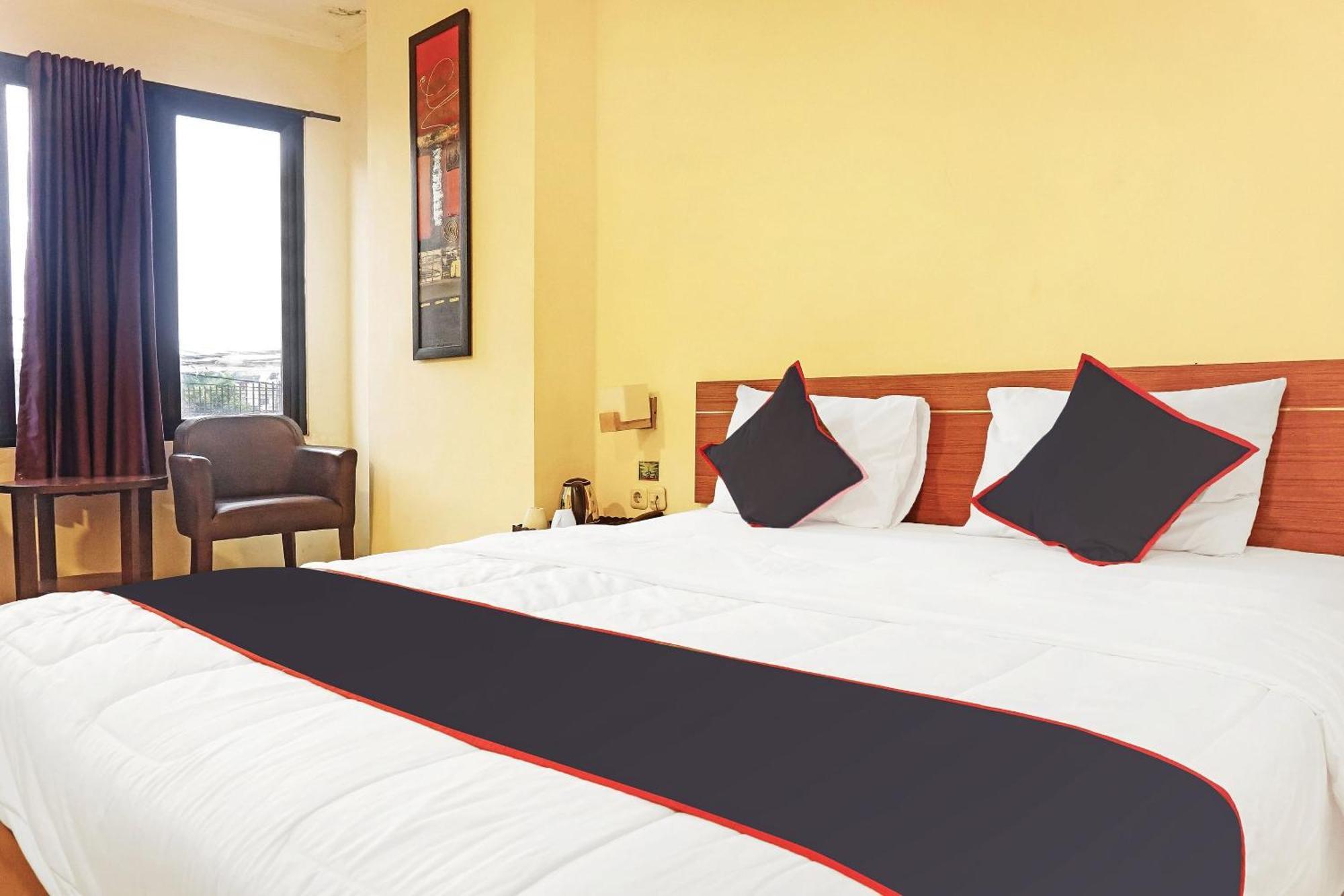 Super Oyo Collection O 91409 Fiducia Otista 153 - 157 Jakarta