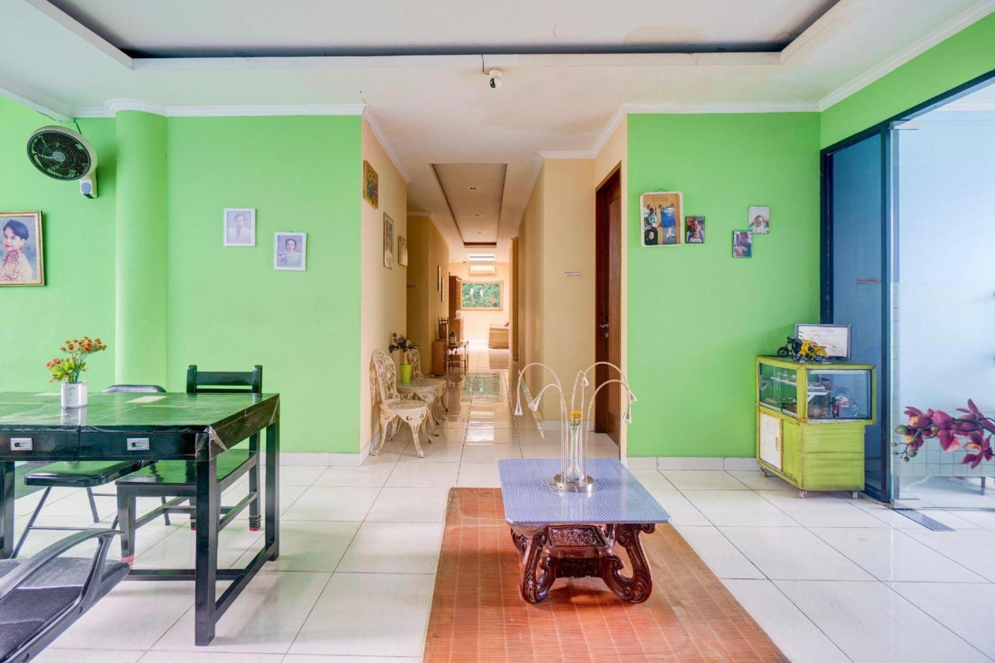 O Tebet Near Tebet Station Formerly Sabda Jacarta