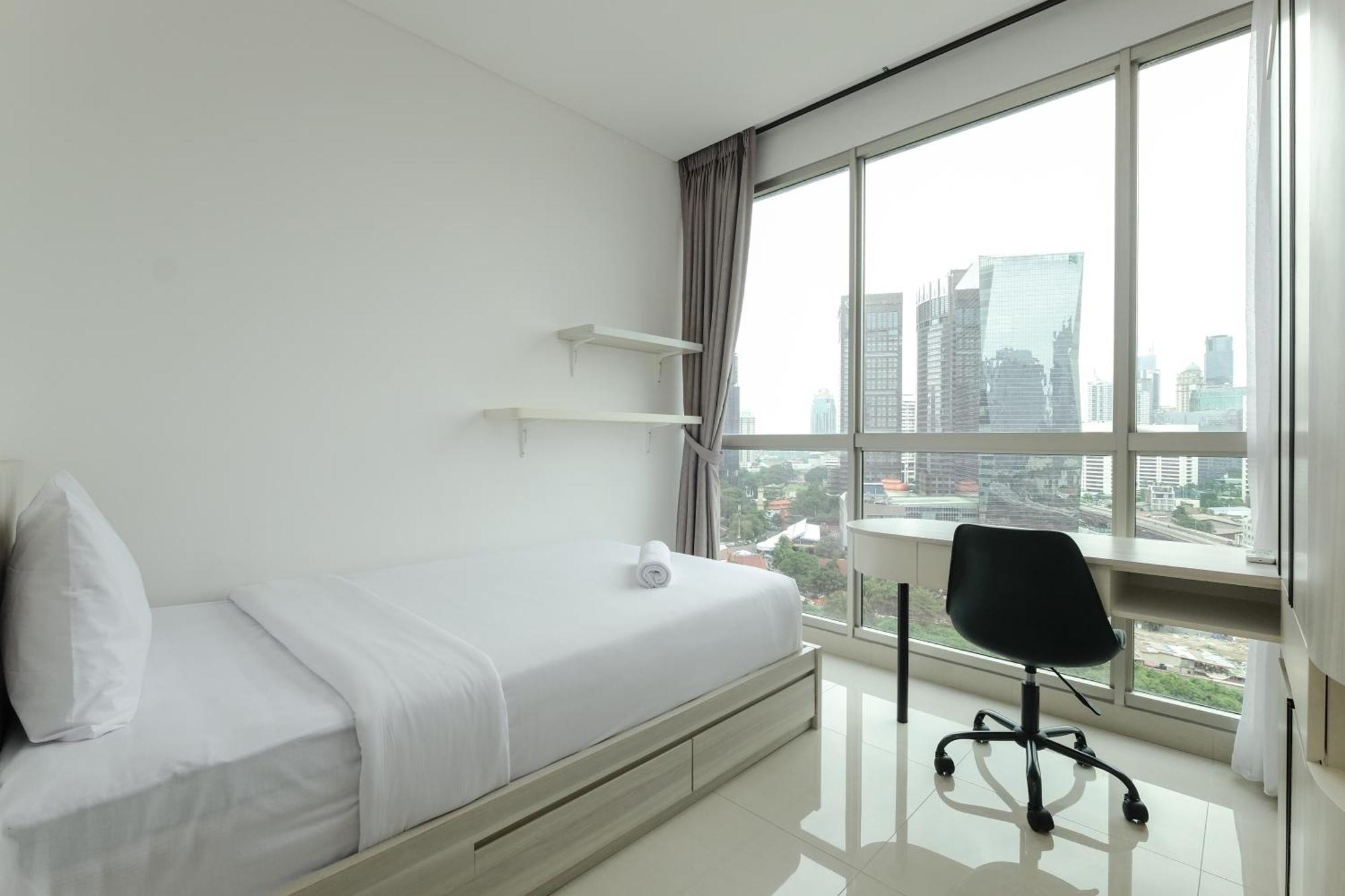 Appartement Cozy Living And Tidy 2br Ciputra World 2 By Travelio