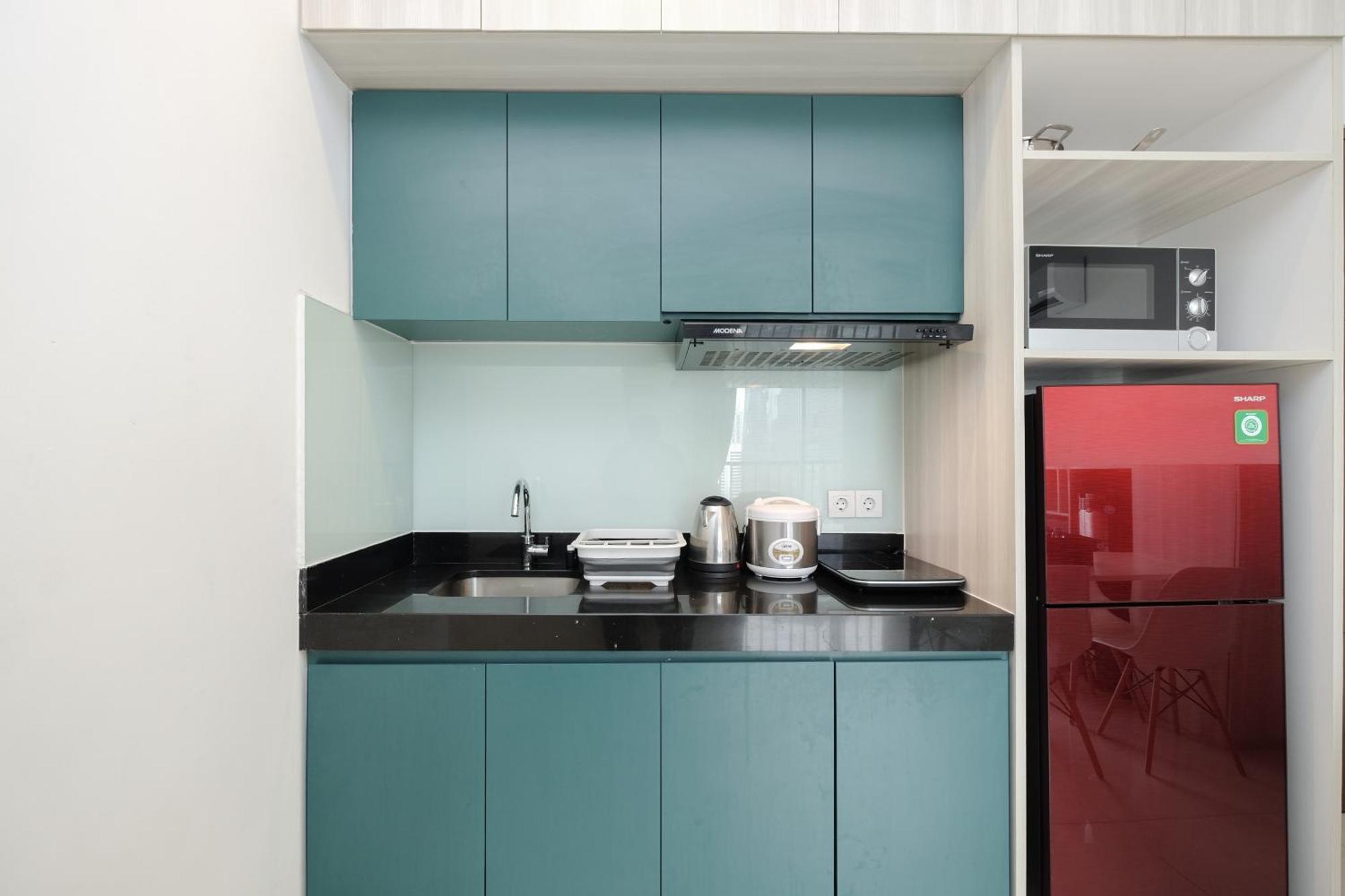Cozy Living And Tidy 2br Ciputra World 2 By Travelio *
