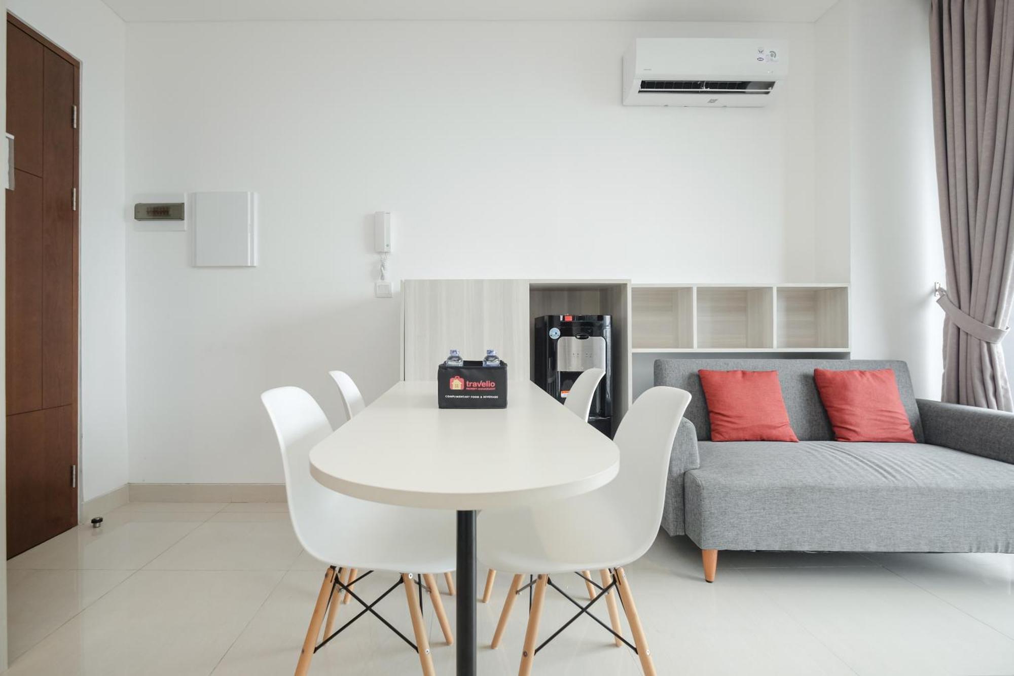 Appartement Cozy Living And Tidy 2br Ciputra World 2 By Travelio