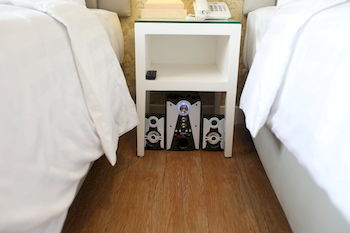 Hotel F