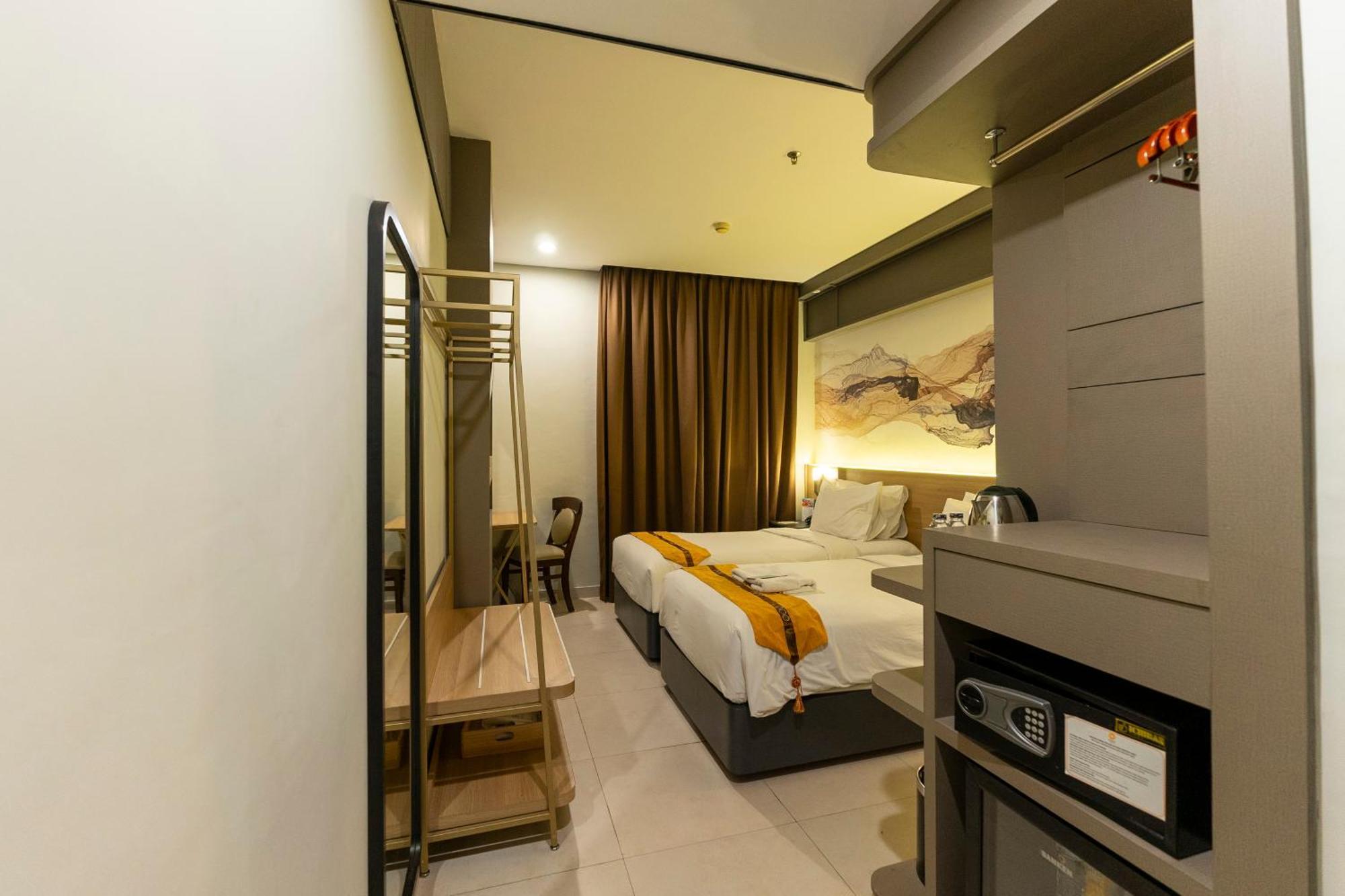 Oria Hotel 3*