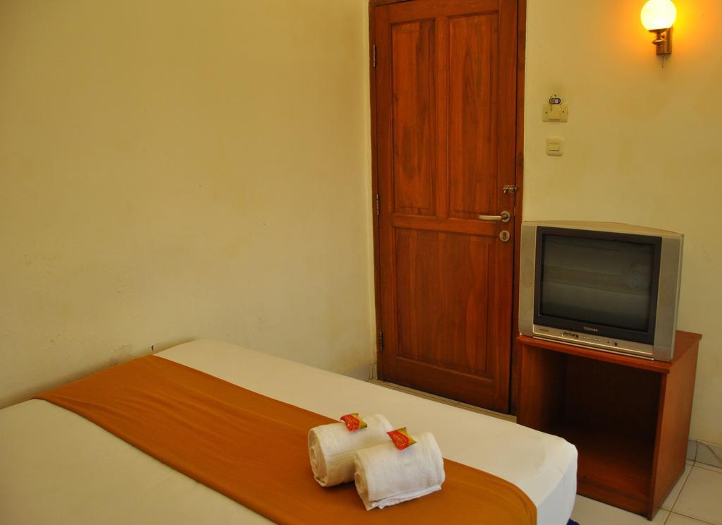 Hotel New Idola 2*