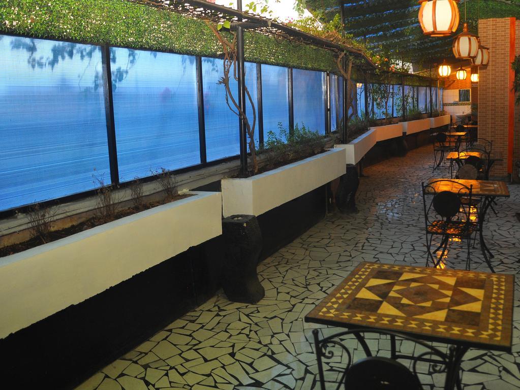 Hotel New Idola Jakarta