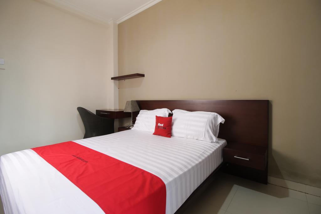 Gasthof Reddoorz Near Ambassador Mall Jakarta