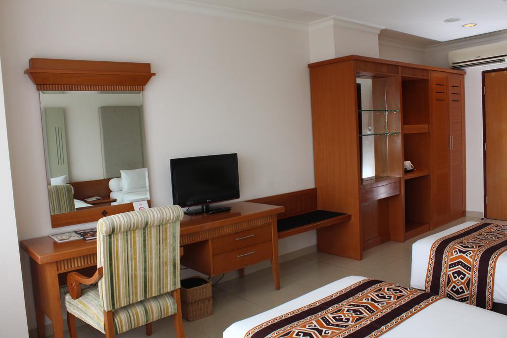 Hotel Asana Kawanua