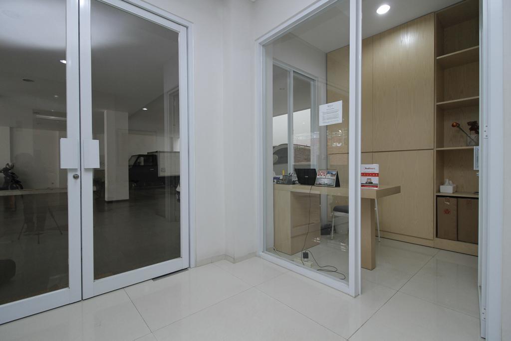 Mk House Scbd Wisma tamu