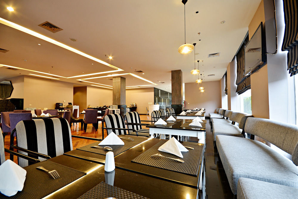 Hotel Diradja