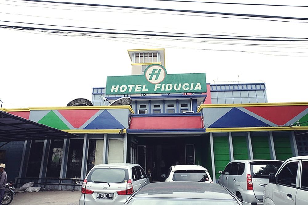 Hotel Super Oyo Collection O 91409 Fiducia Otista 153 - 157 3*