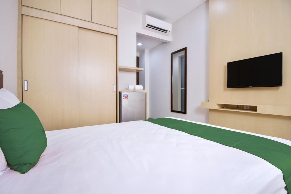 Mk House Scbd 3*