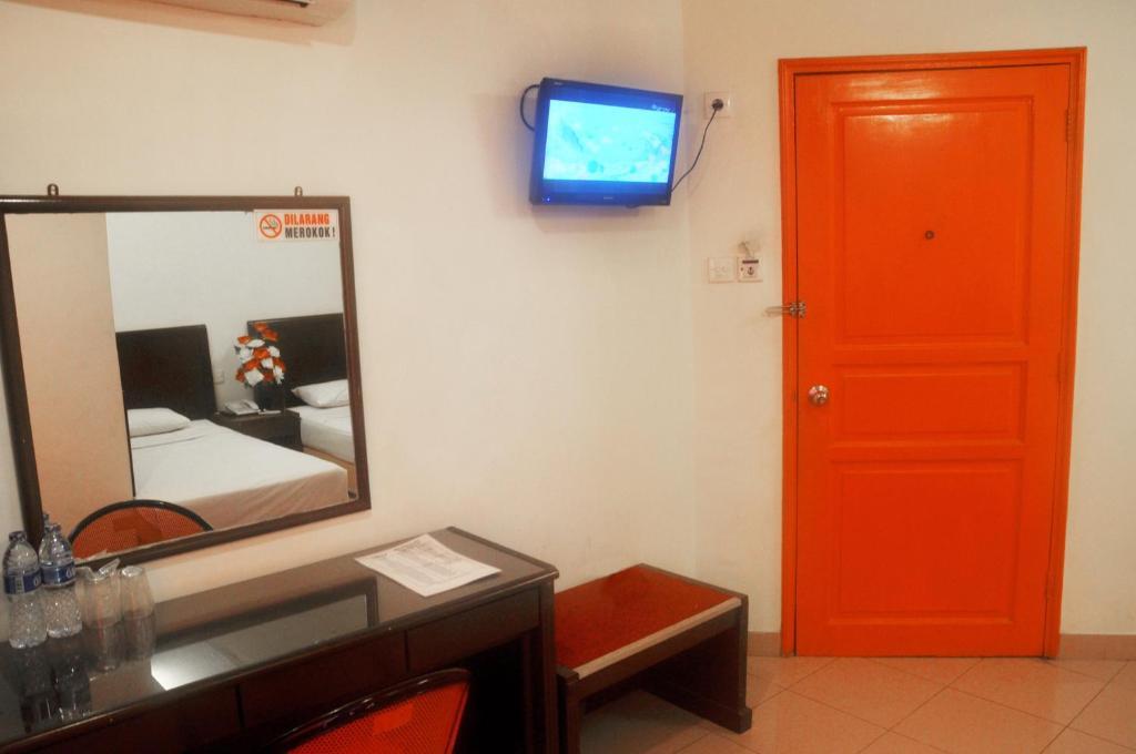 Plaza Harco Mangga Dua Hotel