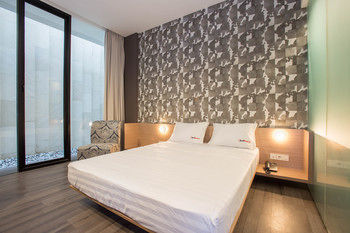 Reddoorz Near Wtc Sudirman Guest house