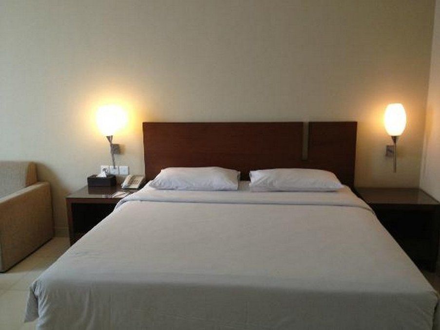 Hotel Triniti 3*