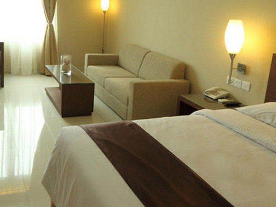 Triniti 3* Jakarta