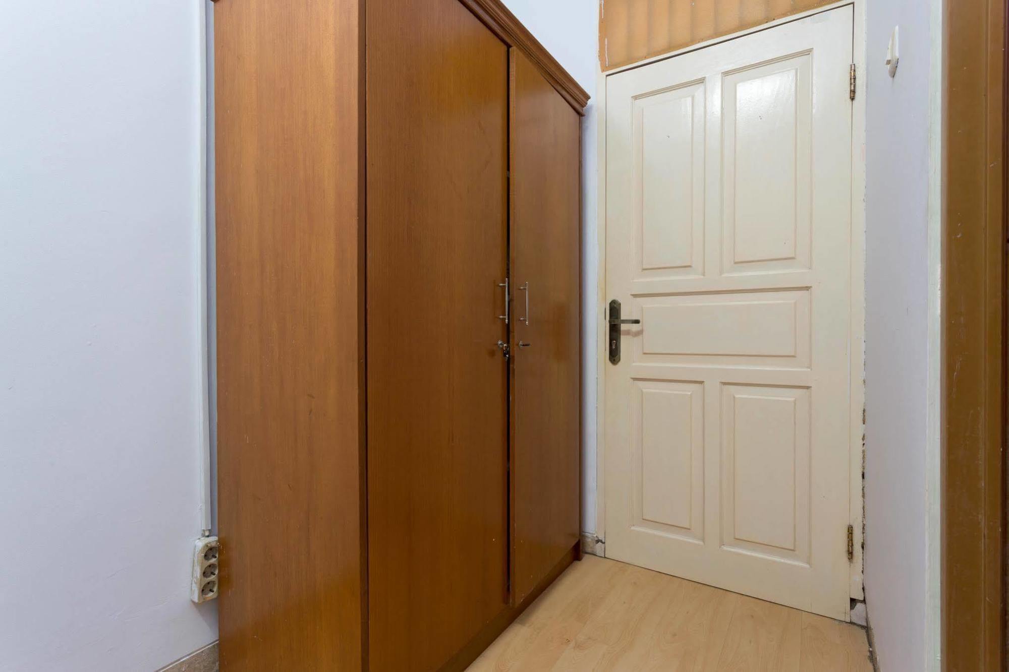 Reddoorz @ Karet Genteng Ijo 2* Jakarta