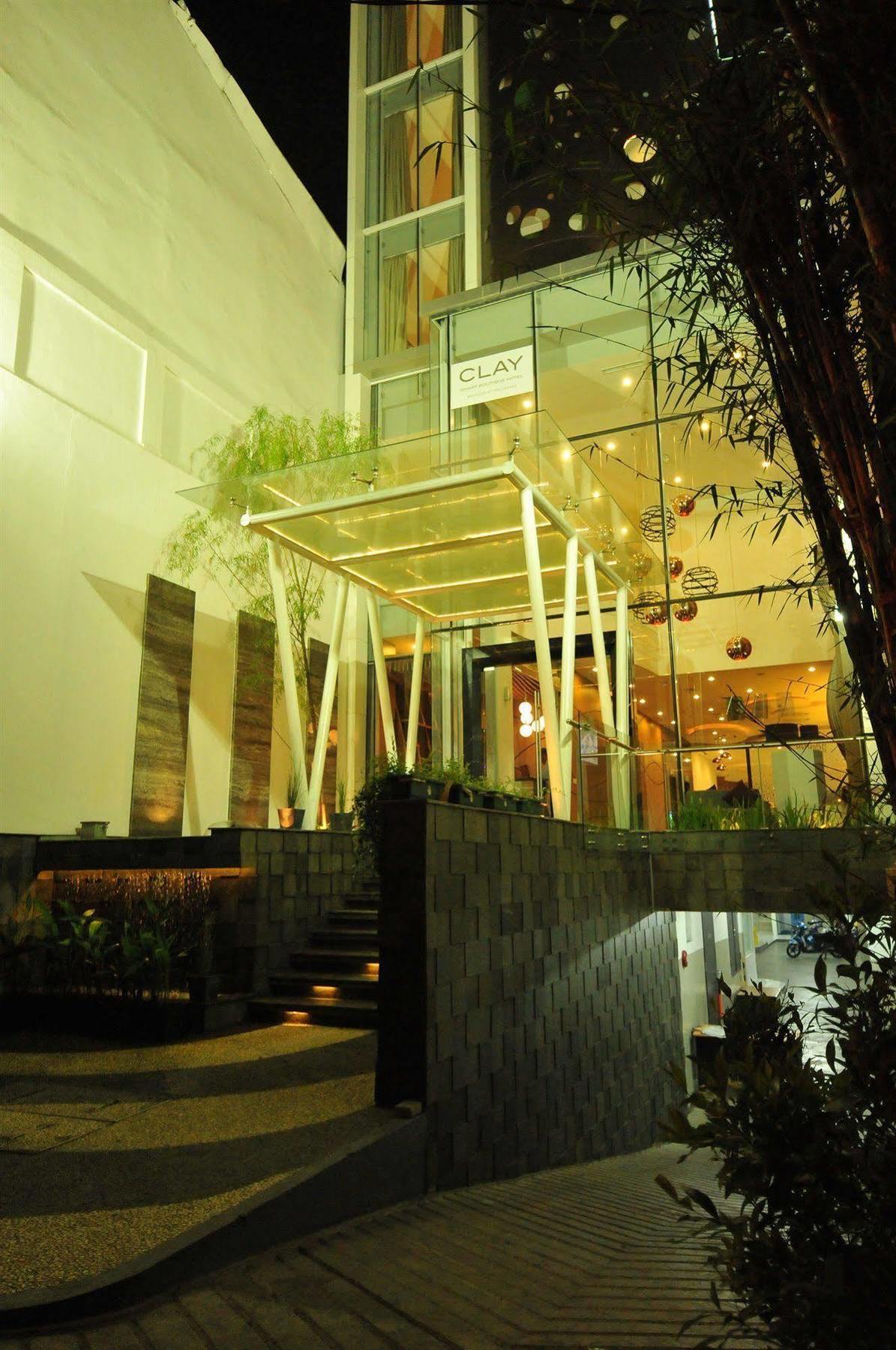 Hotel Clay