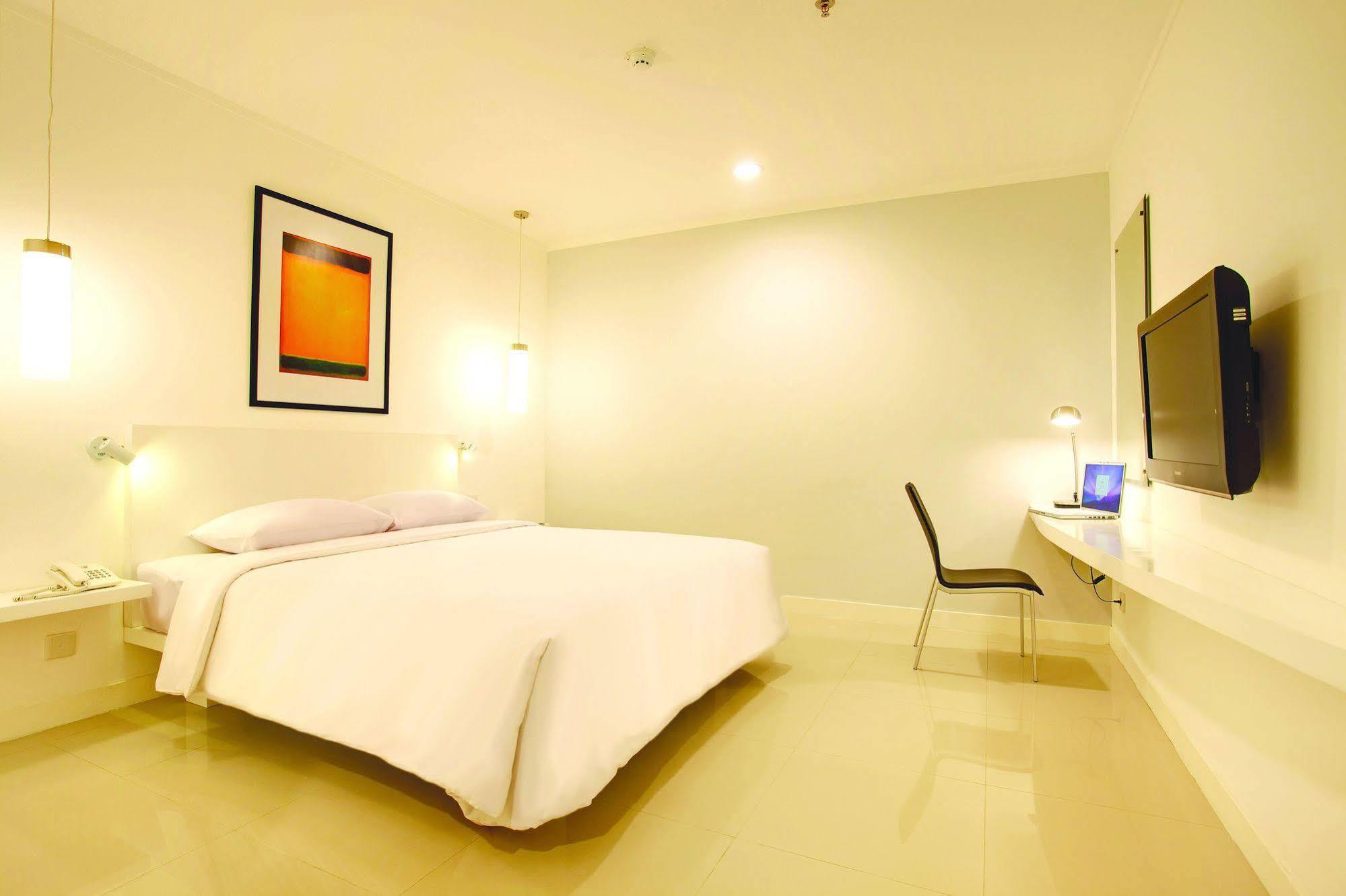 Glodok Plaza Hotel 2*