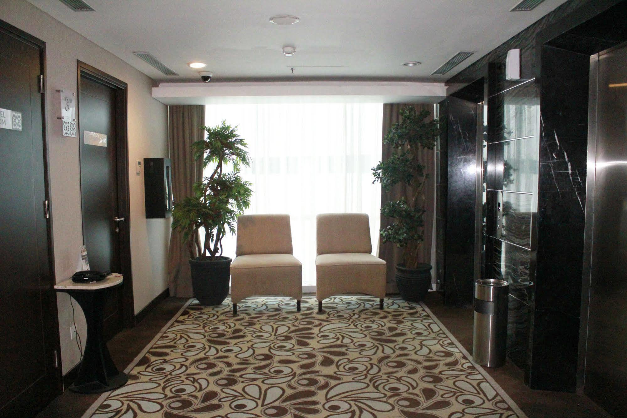 Gp Mega Kuningan 3*